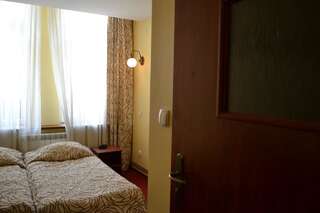 Отели типа «постель и завтрак» Noclegi Sezam Ланьцут Двухместный номер с 1 кроватью-1